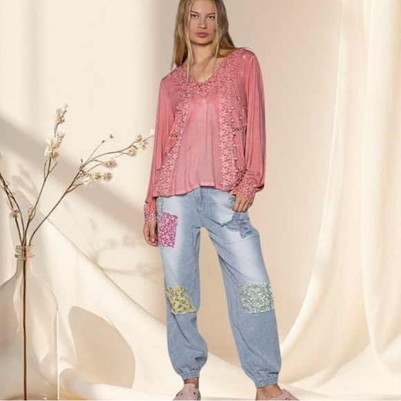 POL Pink Floral Appliqué Embroidered Top | Woven Long Sleeve with Scalloped Trim - Picture 7 of 8